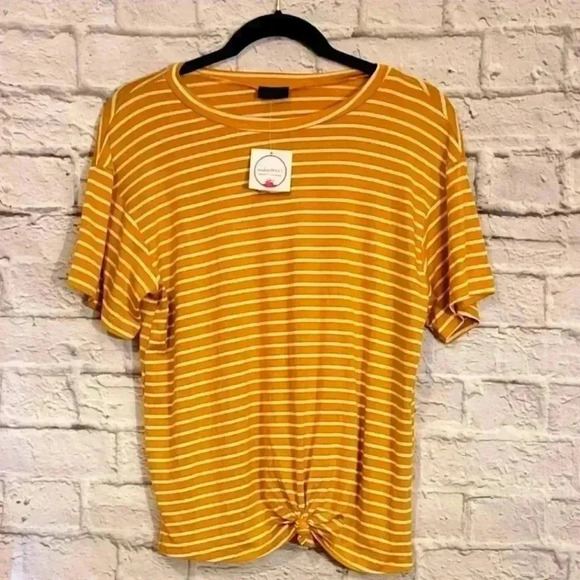 Sheila Rose Striped Short Sleeve Top with Front Knot Size 2X - Picture 1 of 5